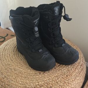 Columbia Black Insulated Boots